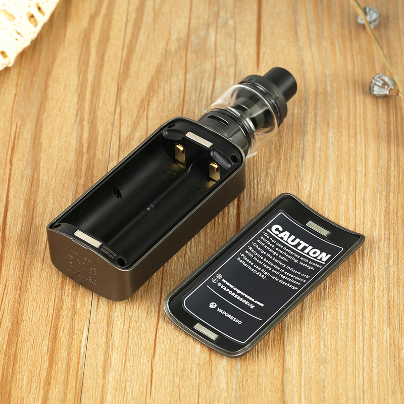 les kits de mod de boîte de système de flux d'air de 8ml Turbo conjuguent 18650 la batterie 44 x 29 x 138.5mm